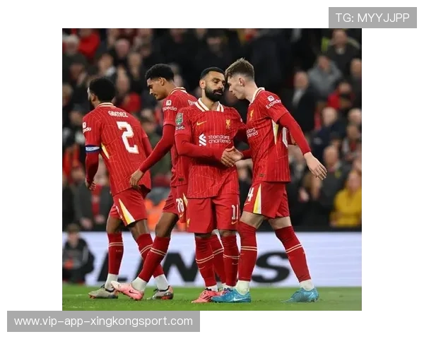 欧冠英超双喜临门 阿森纳豪取四连胜登顶 热刺大胜利物浦轻取三分