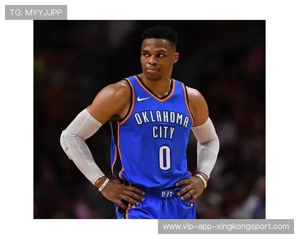 雷霆击溃勇士:逆境中的力量与精髓 雷霆击溃勇士:逆境中的力量与精髓