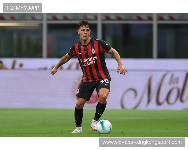 AC米兰莱奥左侧推进连续过人送出世界级射门，惊艳全场