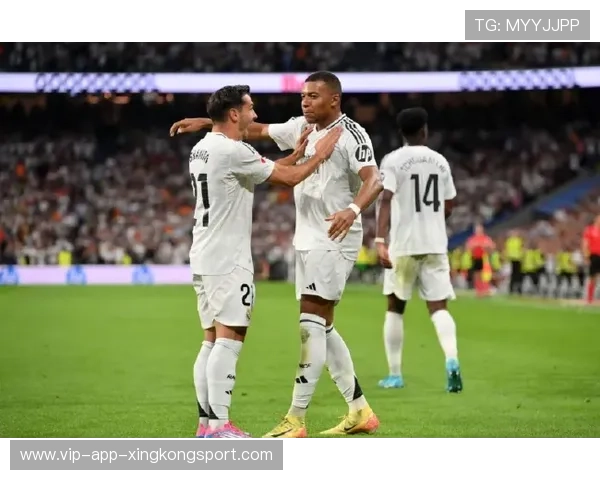 姆巴佩梅开二度皇马西甲四球横扫巴伦西亚，皇马签下姆巴佩