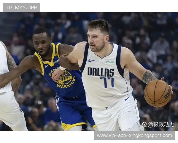 东契奇左侧一条龙突破分球:从个人进攻到全场战术的全景解码 东契奇左侧一条龙突破分球:从个人进攻到全场战术的全景解码