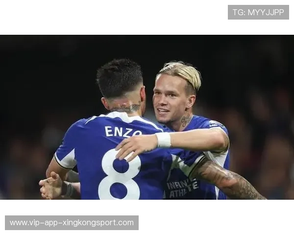 切尔西新星穆德里克节奏变向全面升级,赢得球迷热烈追捧 切尔西新星穆德里克节奏变向全面升级,赢得球迷热烈追捧